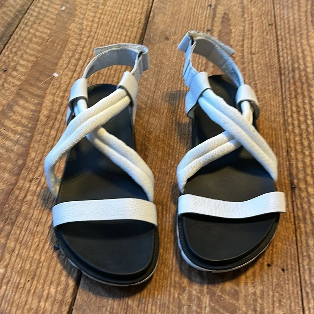 Sorel size excellent